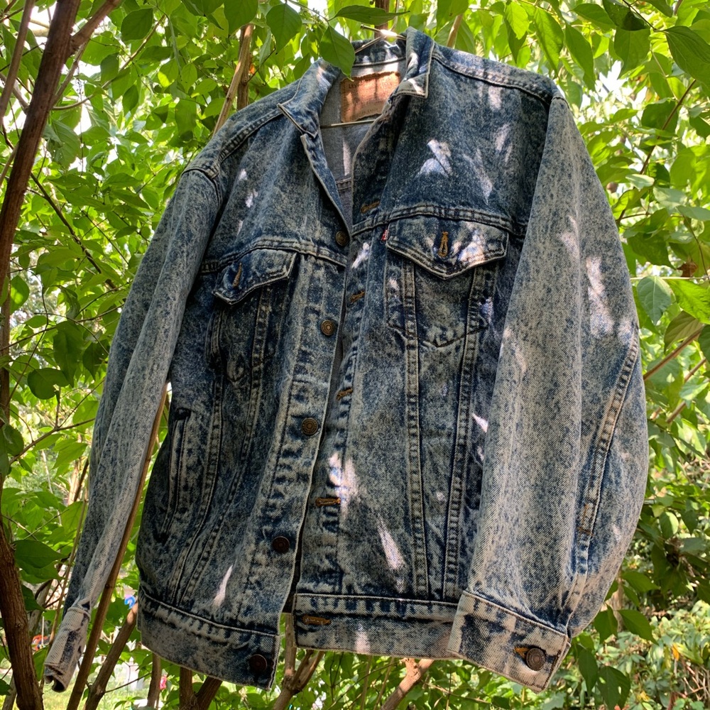 Vintage Levi’s Stone/Acid Wash Denim Jacket, seriously stunning patina on this!